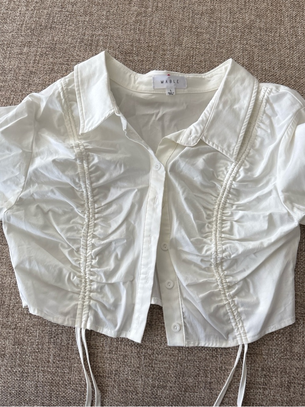 MABLE White Ruched Button-Front Crop Blouse